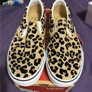 Never worn Leopard Vans